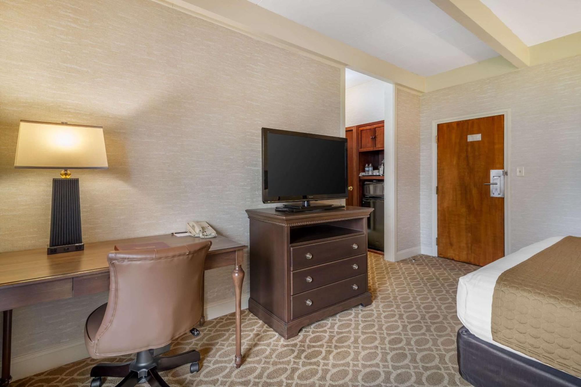 The Inn At Gran View Ogdensburg, Ascend Hotel Collection Экстерьер фото