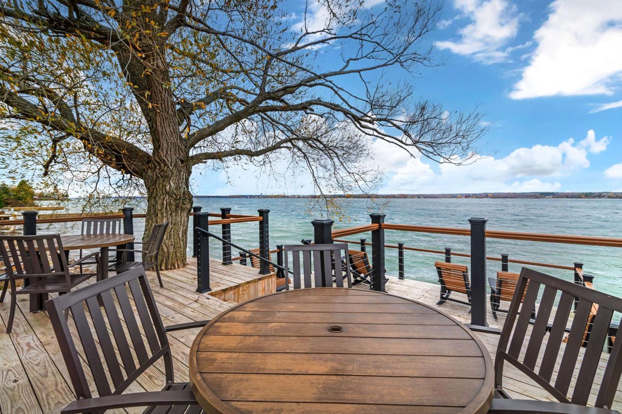 The Inn At Gran View Ogdensburg, Ascend Hotel Collection Экстерьер фото